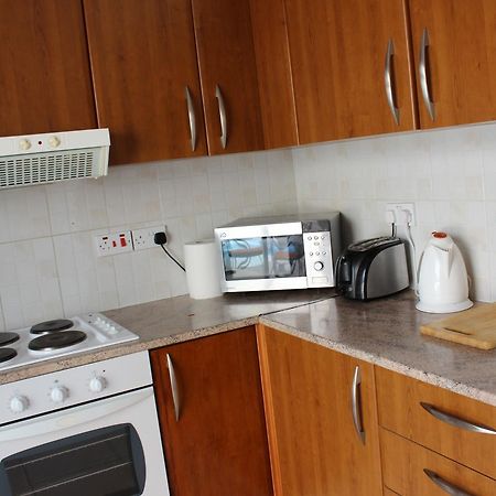 Diana Townhouse 2 Lägenhet Paphos Exteriör bild