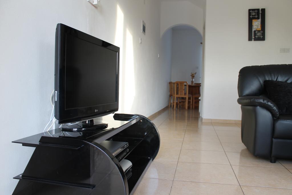 Diana Townhouse 2 Lägenhet Paphos Rum bild