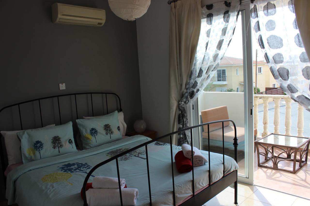 Diana Townhouse 2 Lägenhet Paphos Exteriör bild