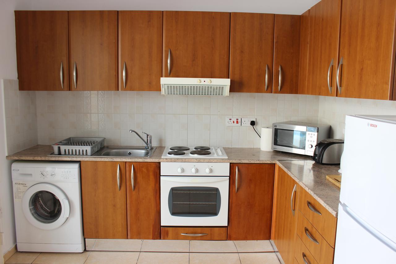Diana Townhouse 2 Lägenhet Paphos Exteriör bild