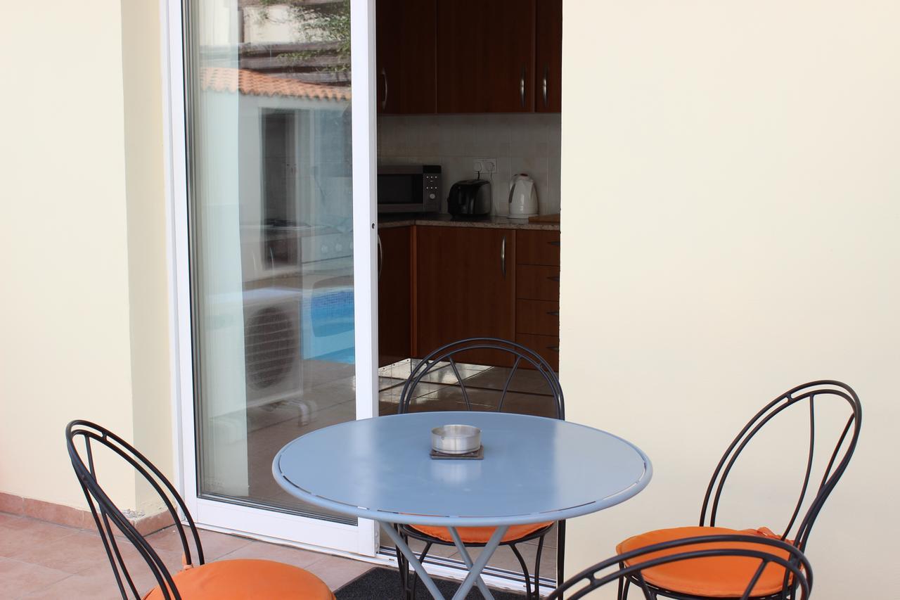 Diana Townhouse 2 Lägenhet Paphos Exteriör bild